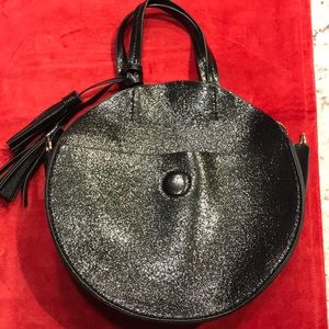 Shiny leather circle bag! Sooo cute